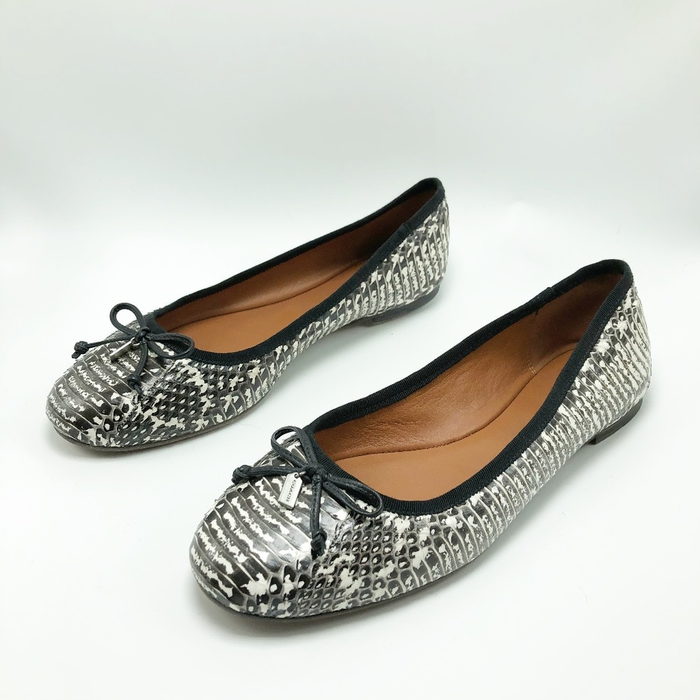 Coach Flat Animal Print Black & White Bow (SH54) - Picture 1 of 6